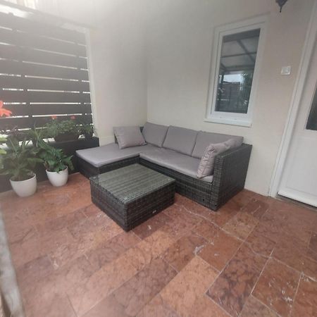 Otis Vendeghaz Apartment Siofok Exterior photo